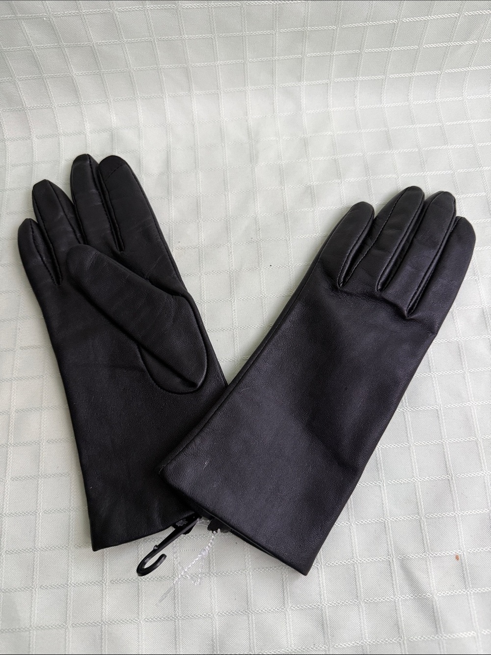 New Vintage Classic Black Leather Gloves with Cashmere Lining